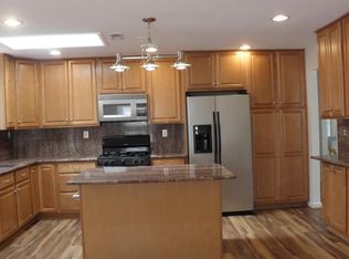 3498 Paul St, Alexandria, VA 22311