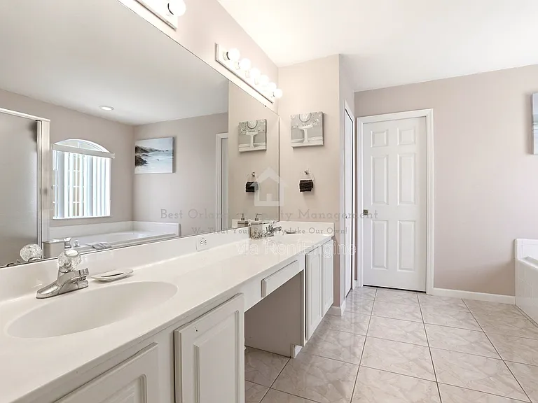 824 Lake Biscayne Way — Photo 30