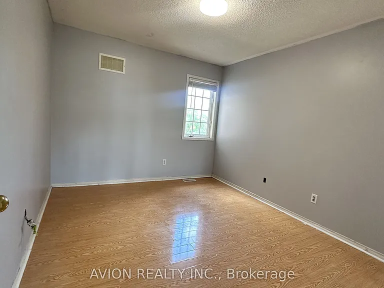 61 Crannyfield Dr — Photo 14