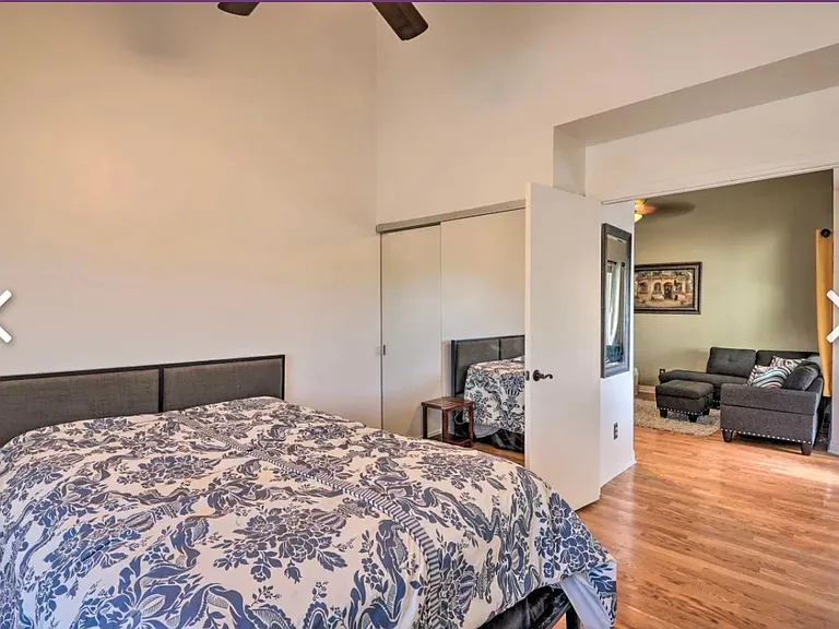 4201 N 20th St #2 — Photo 8