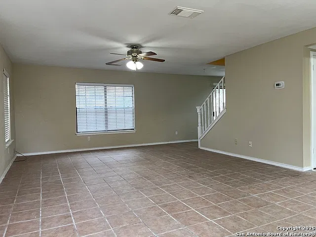 3 bed, 2.5 bath, 1698 sqft, $1,750 — Photo 2