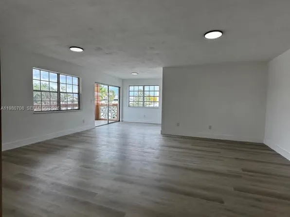 11840 NE 19th Dr #19, North Miami, FL 33193