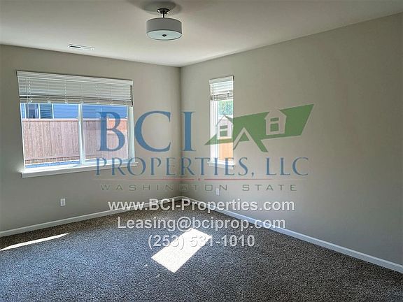 5th image of 136 191st Street Ct E