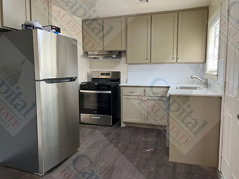 806 Bell Dr — Photo 8