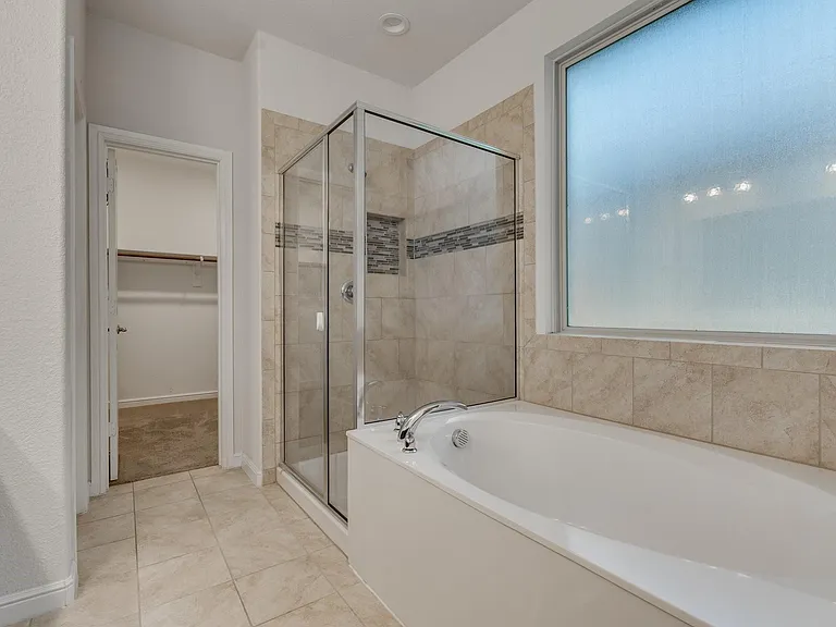 9921 Wynndel Trl — Photo 24