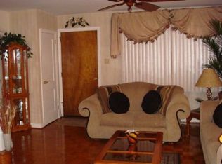 2222 Saint Vincent St, Philadelphia, PA 19149