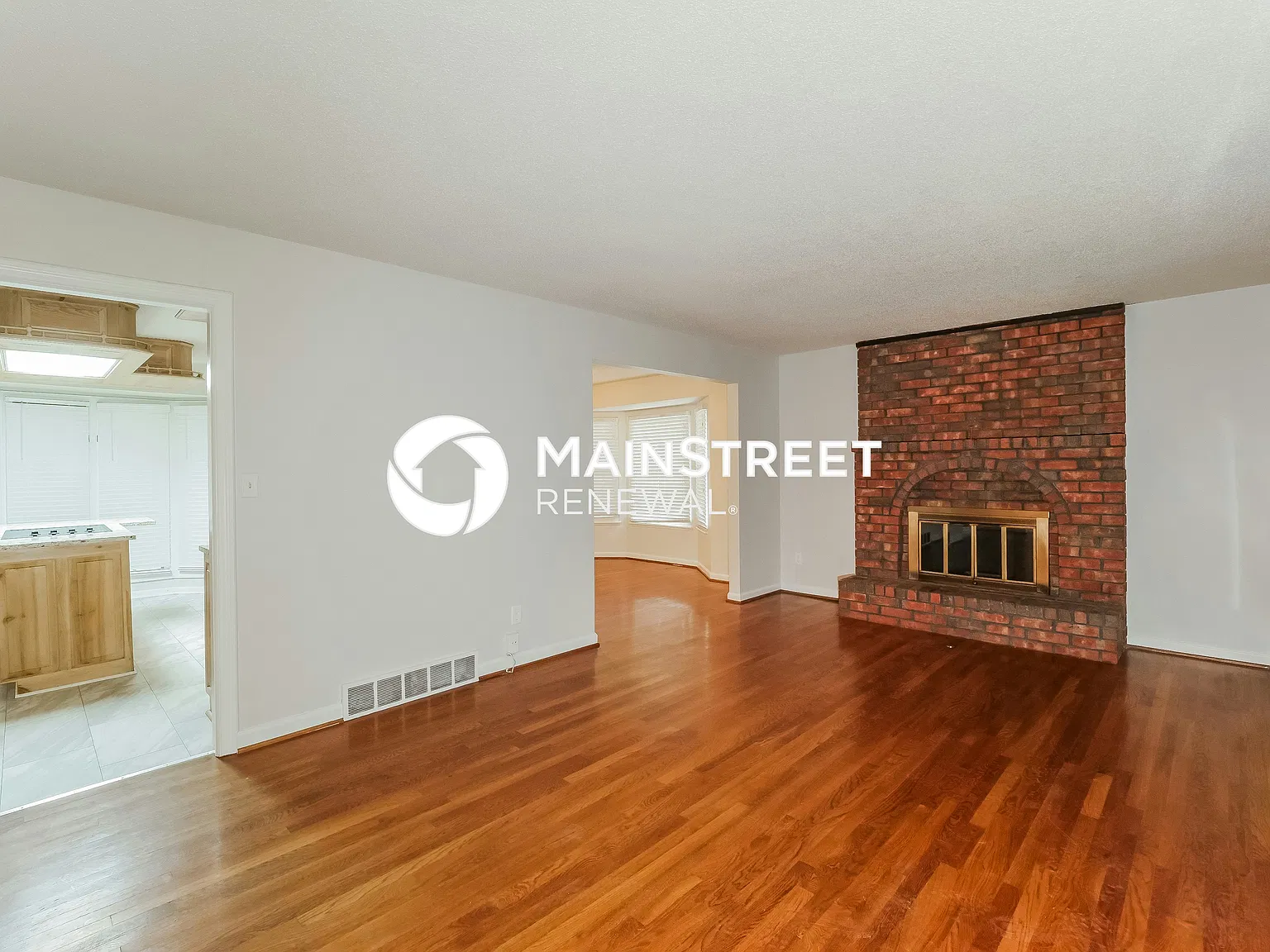 18717 Hanthorne Dr — Photo 4