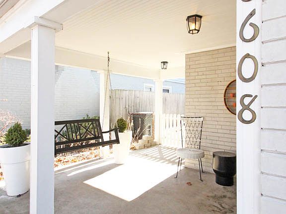 4th image of 8608 Eulalie Ave