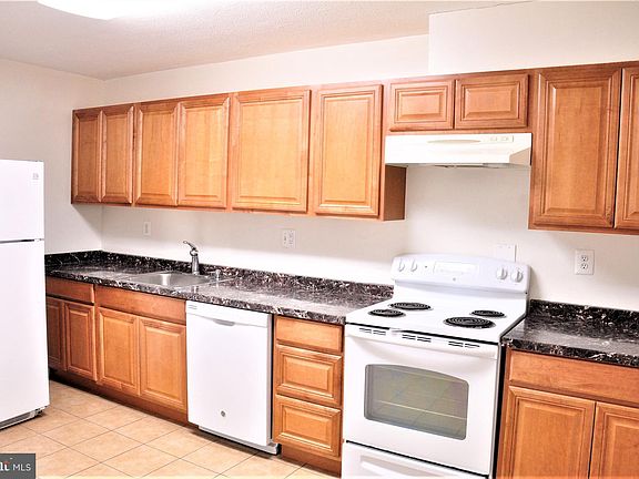 5th image of 8340 Greensboro Dr APT 1025