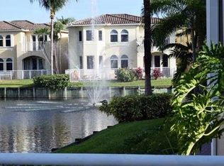 3130 NE 211th St, Aventura, FL 33180