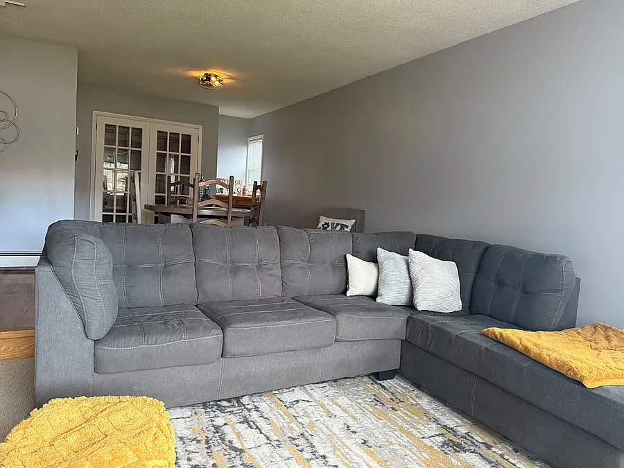 4 bed, 2600 sqft, $3,200 — Photo 3