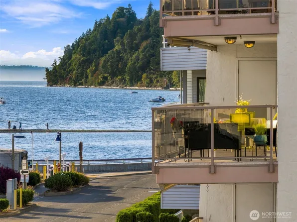 22222 Dock Avenue S #2C, Des Moines, WA 98198