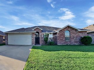 181 Adams Dr, Crowley, TX 76036