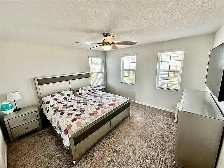 355 Buchannan Dr — Photo 10