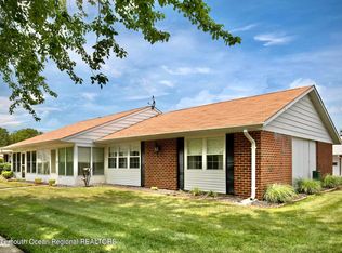 1205B Shetland Dr, Lakewood, NJ 08701