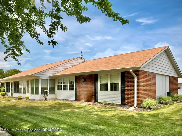 1205B Shetland Drive, Lakewood, NJ 08701