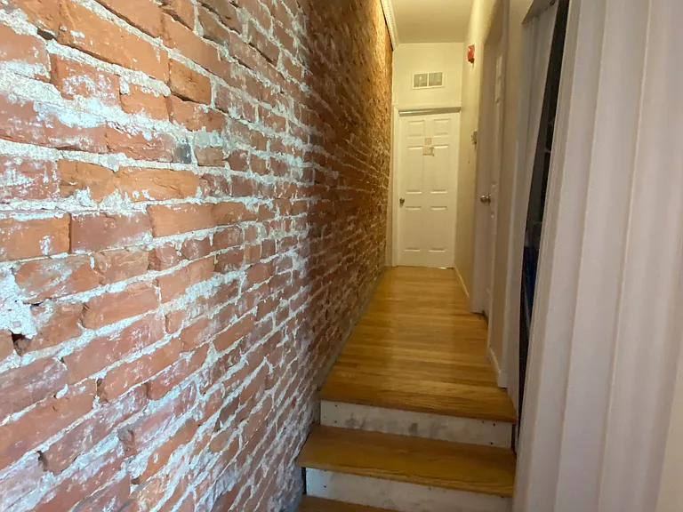 2131 N 17th St #3 — Photo 8