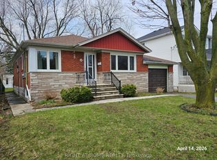 32 Muir Dr, Toronto, ON