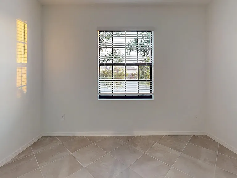 2017 Gardenia Ave — Photo 20