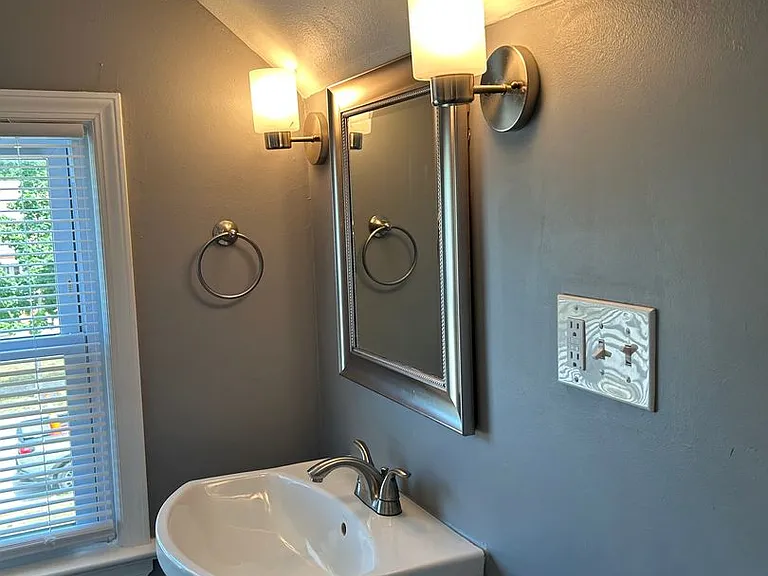 4126 Hinsdale Rd — Photo 24