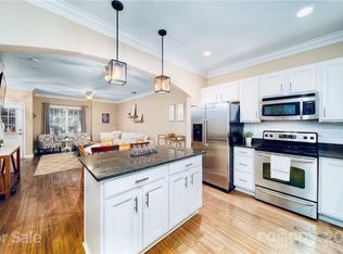 4142 Walker Rd, Charlotte, NC 28211