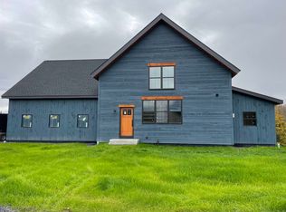 797 Maple St, Waterbury Center, VT 05677