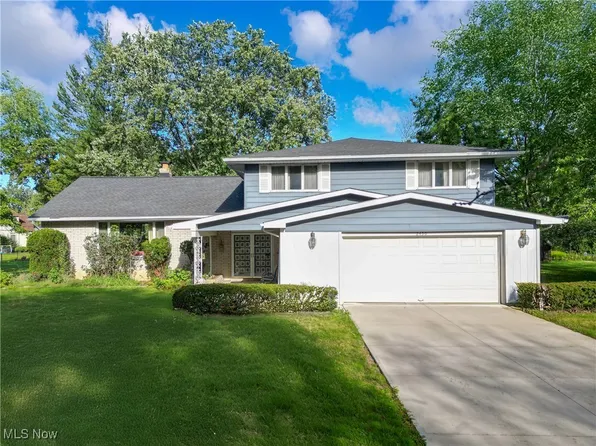2450 Brian Dr, Beachwood, OH 44122