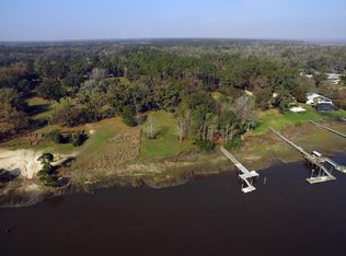 94 Brigantine Dunmore Rd, Midway, GA 31320