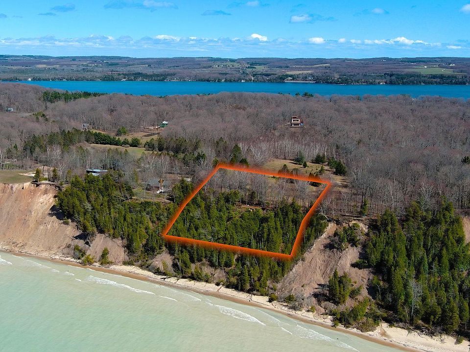 1st image of N Manitou Trl