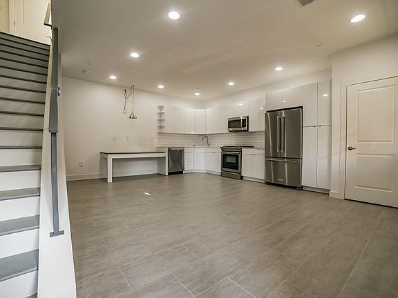 3rd image of 1430 Germantown Ave #3