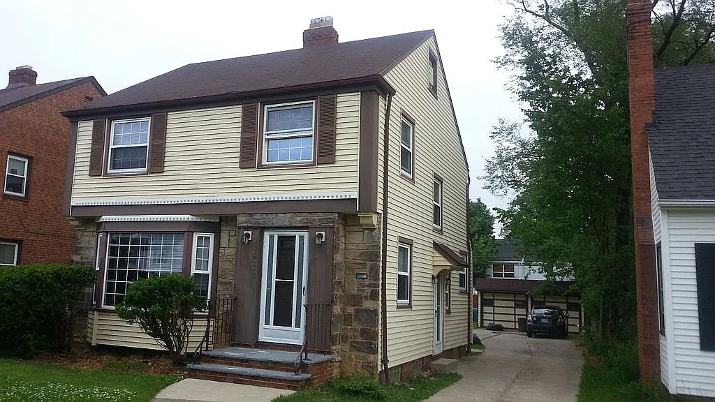 3837 Northwood Rd photo 1