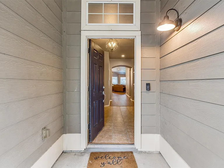 9800 Old Field Dr — Photo 11