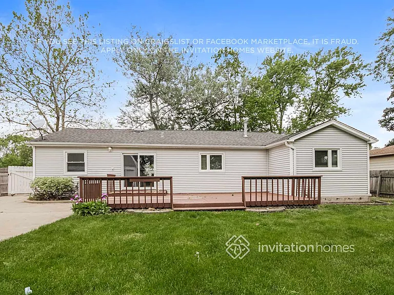 235 Batavia Ln — Photo 16