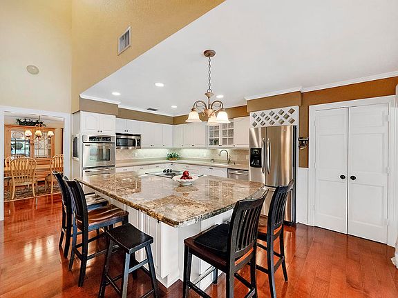 4th image of 6246 Winding Lake Dr