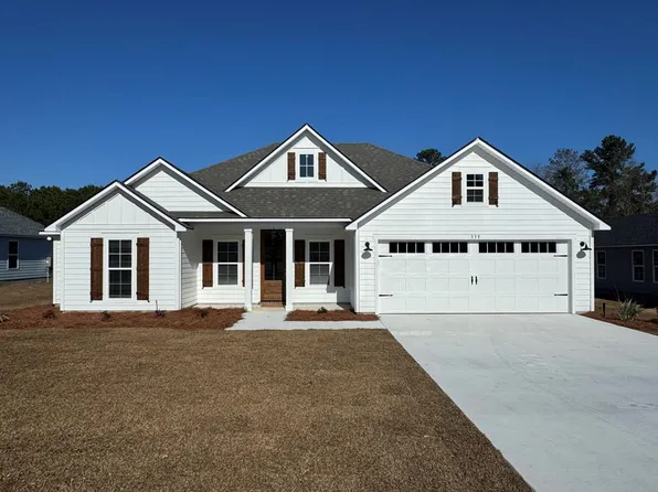 339 Barry Field Cir, Hahira, GA 31632