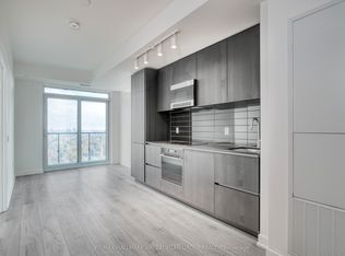 110 Broadway Ave #1510, Toronto, ON M4P 1V7