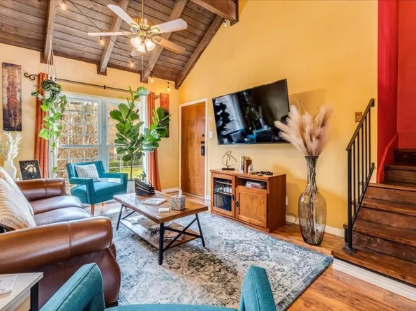 743 E Oltorf St APT 201, Austin, TX 78704