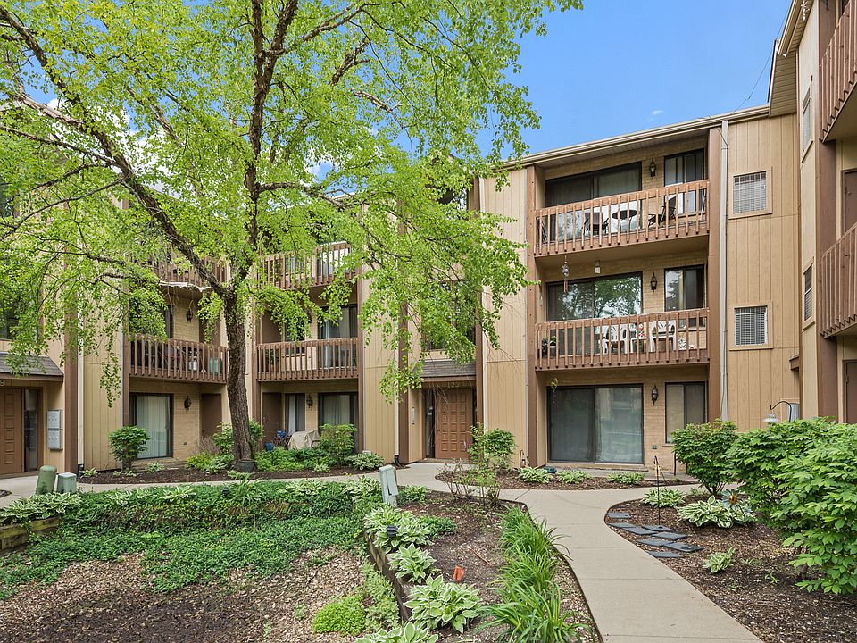 1st image of 123 Olesen Dr APT 2L