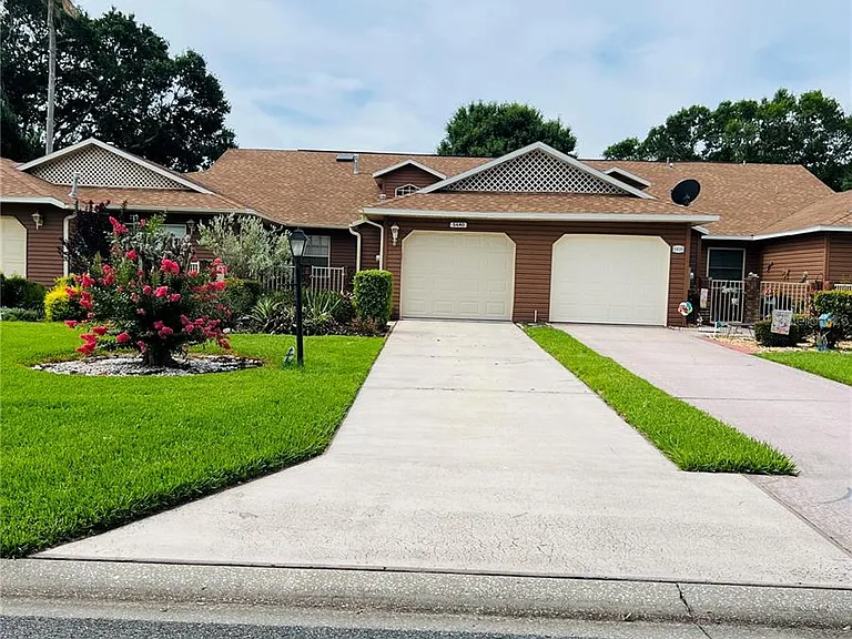 5440 Rosewall Cir — Photo 1
