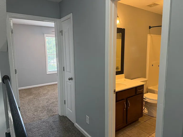 2525 Centerstone Cir — Photo 29