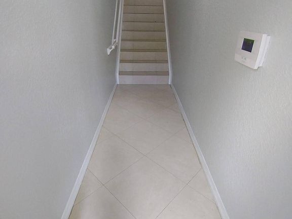 2nd image of 2307 Belmont Ln #2307