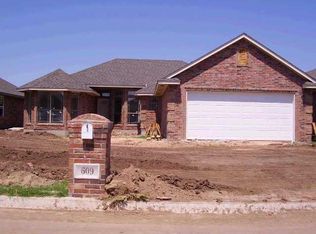 609 SW 161st, Moore, OK 73160