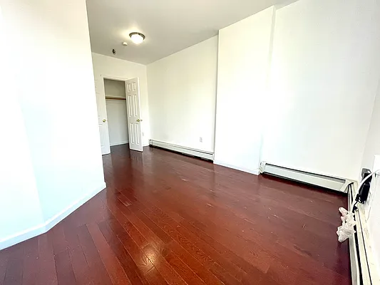 Rented by Evergreen Realty & Investments | media 16