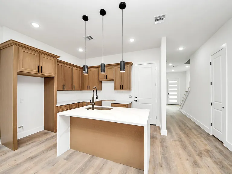 8206 Colonial Ln #A — Photo 8