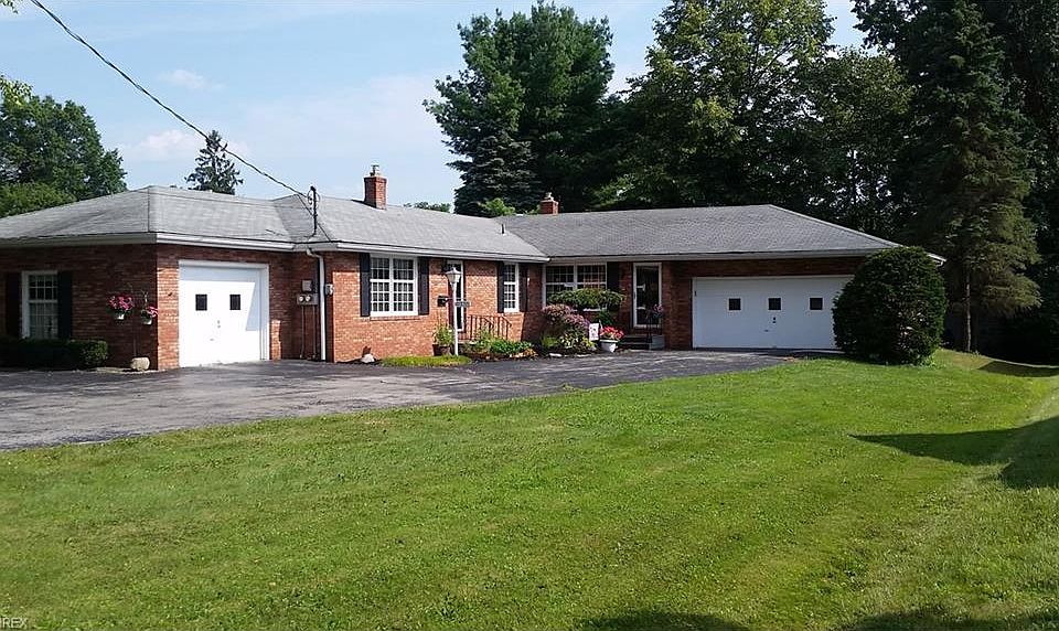 1st image of 321-323 Meadowbrook Ave