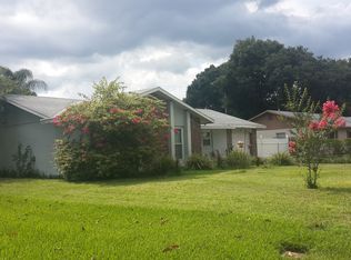 2709 Brandon View Dr, Brandon, FL 33511