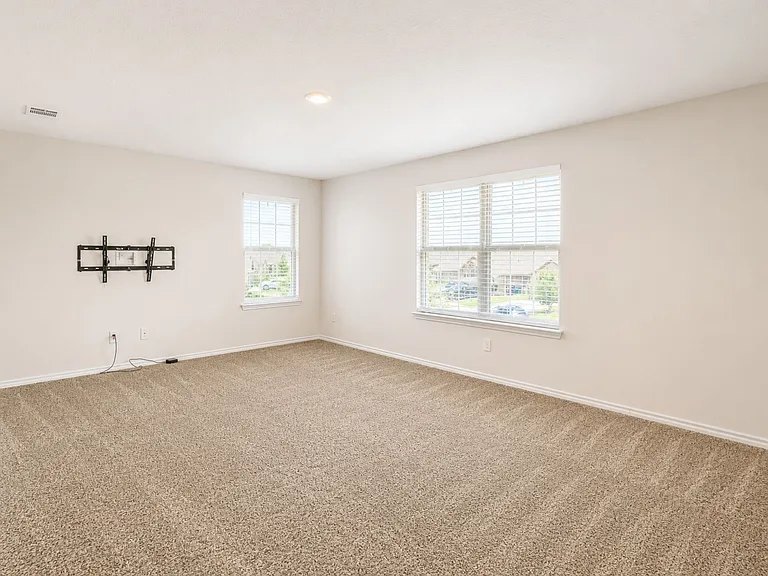 3387 Everly Dr — Photo 12