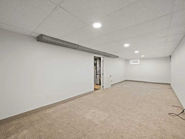 1711 Rose Pl — Photo 25