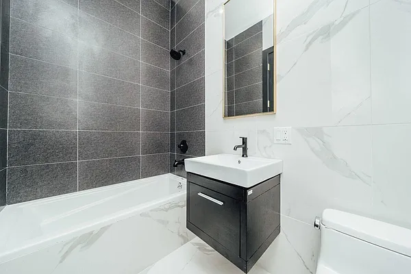 Rented by Hagstrom Management Inc | media 21