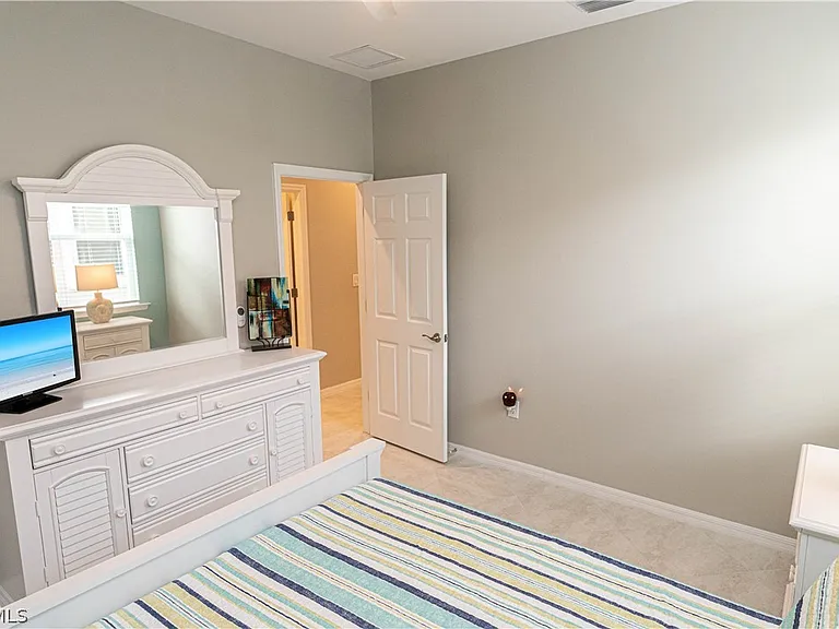 4431 Dutchess Park Rd — Photo 8
